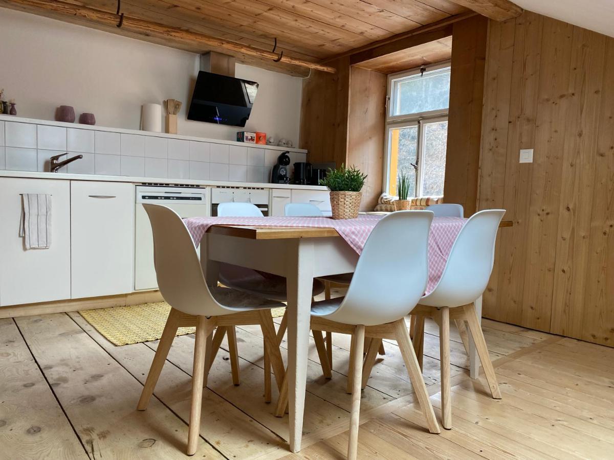 Appartamento Haus La Punt, Savognin Rona Esterno foto