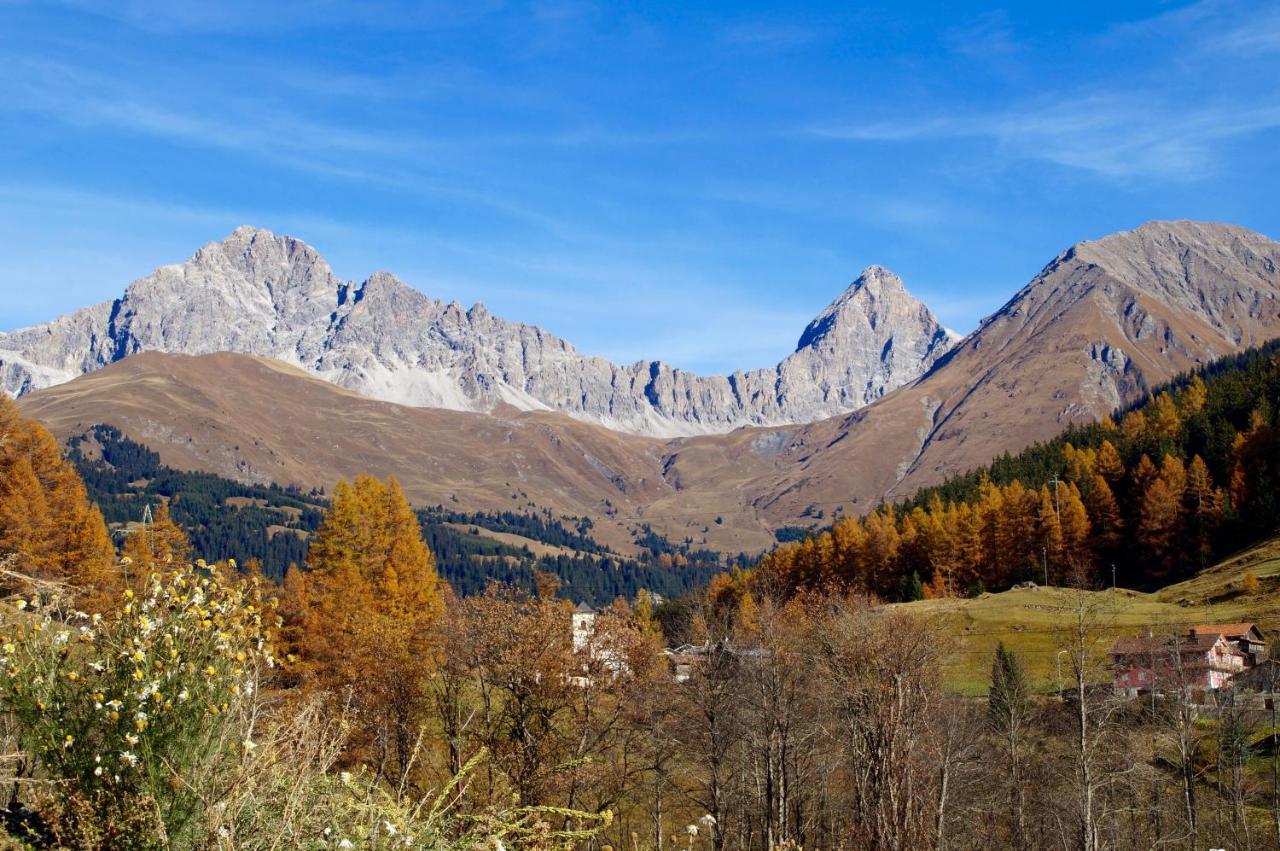 Appartamento Haus La Punt, Savognin Rona Esterno foto